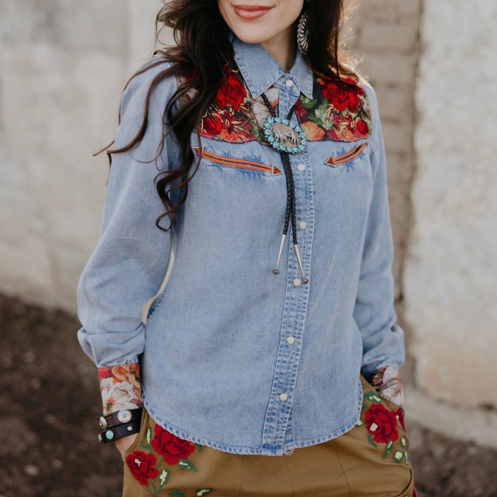 Rodeo Quincy Rancho Flores Button Ip Embroidered Denim Shirt with Floral Accents